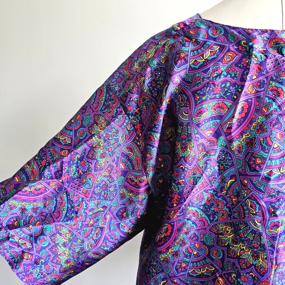 Vintage Violets & Roses 90's Silky Sleep Paisley Shirt Psychedelic Pattern - Picture 3 of 13